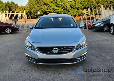 2014 Volvo S60 T5 z USA, uszkodzony, nr VIN YV1612FS5E2296652